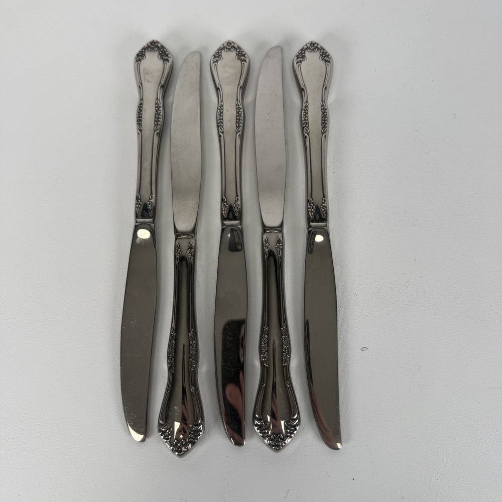5 Pcs‎ WM. A Rogers Oneida Ltd. Deluxe Stainless BUTTER KNIFE Mansfield Amadeus